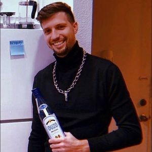 Meet your Posher, Jordan